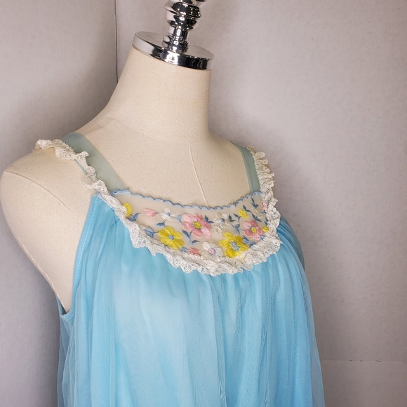 Vintage Retro Floral Lace Dress - Picture 4 of 10